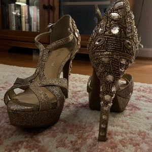 Gold Gianni Bini Heels